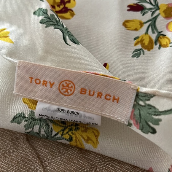 Tory Burch Scarf - Picture 2 of 3